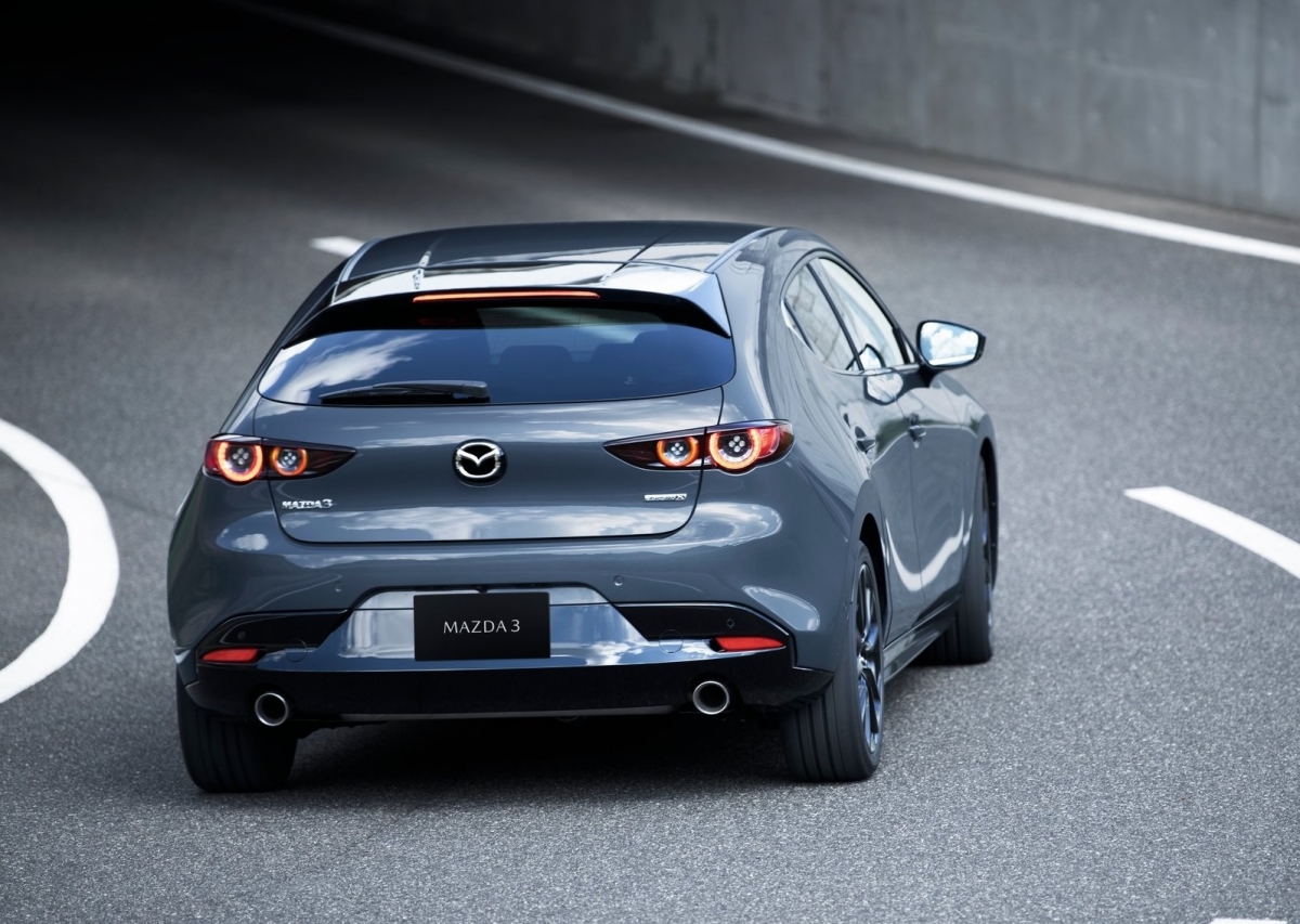 Mazda 3 2019 года: четыре плюса и два минуса новой «матрешки»