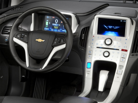 интерьер салона Chevrolet Volt