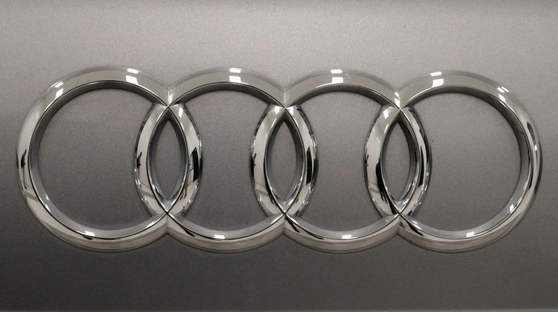 © Reuters. The logo of the German car manufacturer Audi is pictured at the training center during a media tour in San Jose Chilapa